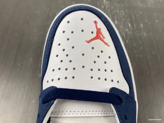 HYPE Navy 1 SB CJ7891-400 Midnight Low Jordan 0509